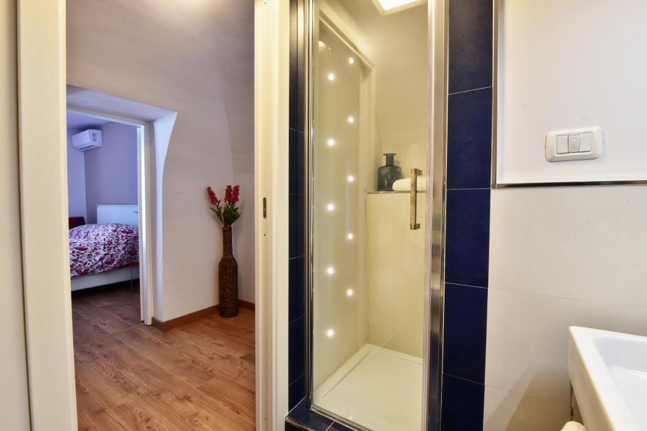 Badia Apartment Catania Bagian luar foto