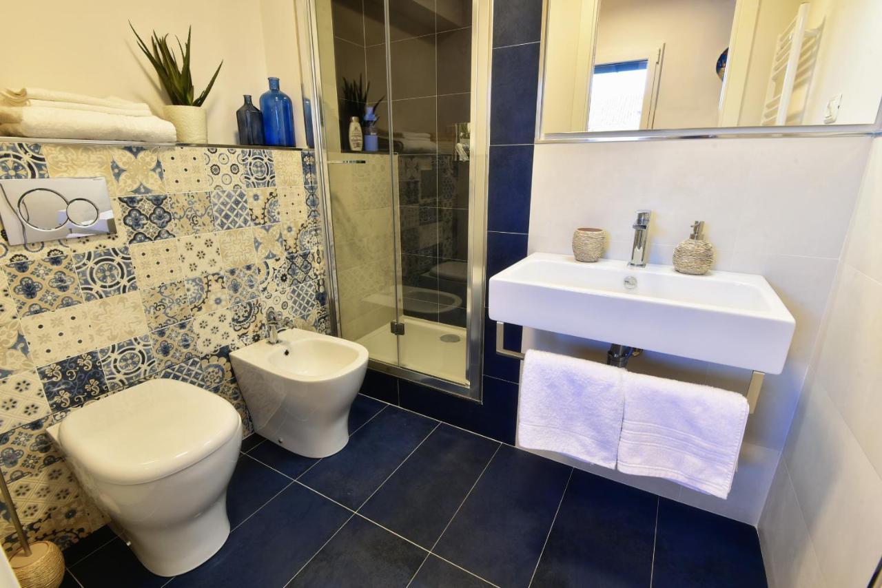 Badia Apartment Catania Bagian luar foto