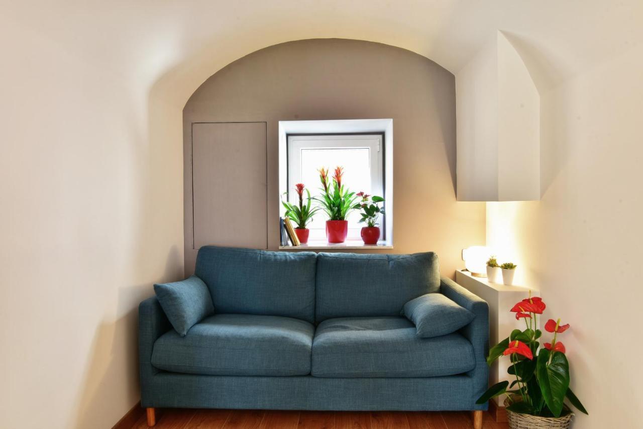 Badia Apartment Catania Bagian luar foto