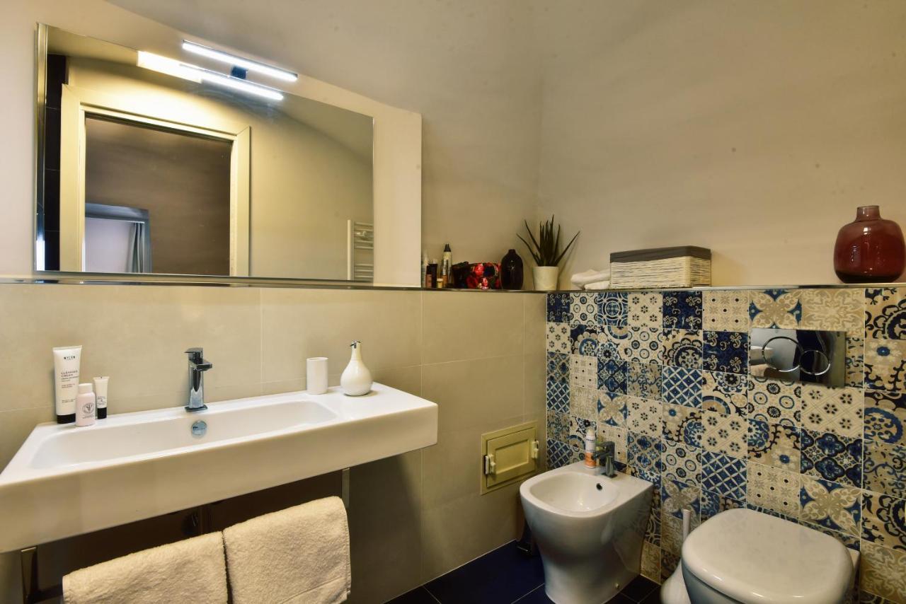 Badia Apartment Catania Bagian luar foto