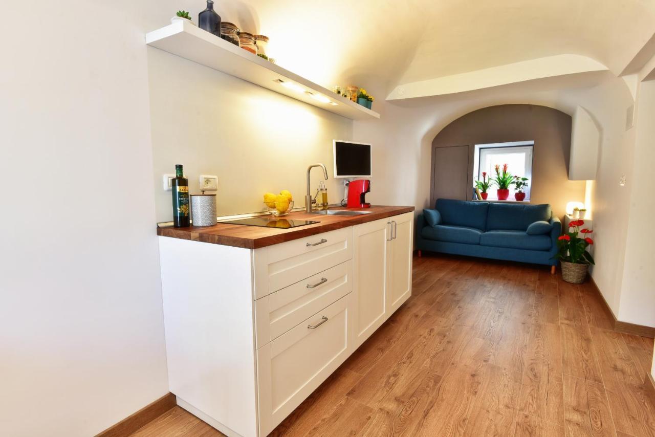 Badia Apartment Catania Bagian luar foto